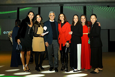 The Symrise team with the Natura CEO João Paulo Ferreira