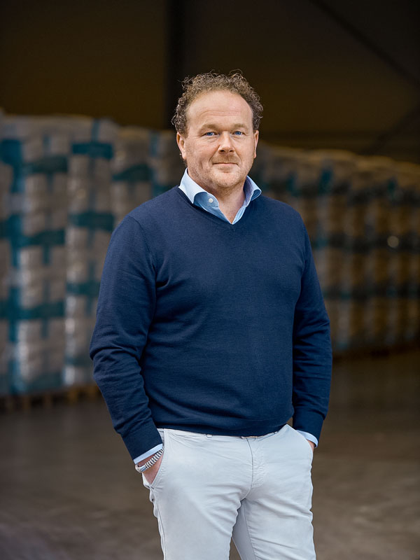 René Valks, Sales and Marketing Manager René Valks, Sales and Marketing Manager